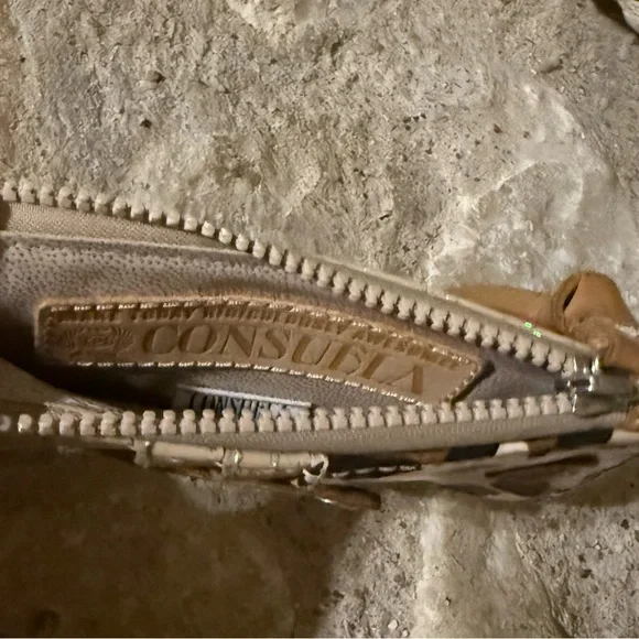 Consuela Wallet - Picture 3 of 3